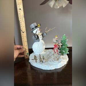 Lynn Bywaters collection Lenox snowman figurine